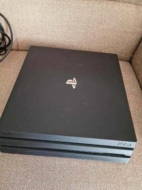 2x Playstation 4 + Lego Avengers + 4 Controllers, Spelcomputers en Games, Spelcomputers | Sony PlayStation 4, Gebruikt, Pro, Met 3 controllers of meer