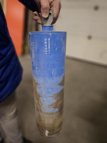 Diamant boren 305 en 100 beschikbaar voor biedingen