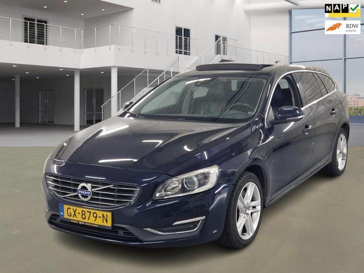 Volvo V60 2.4 D6 Twin Engine R-Design, Auto's, Volvo, Bedrijf, Te koop, V60, 4x4, ABS, Airbags, Airconditioning, Bochtverlichting