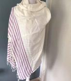 Leuke sjaal, crème met paars, nieuwstaat, Kleding | Dames, Mutsen, Sjaals en Handschoenen, Ophalen of Verzenden, Zo goed als nieuw