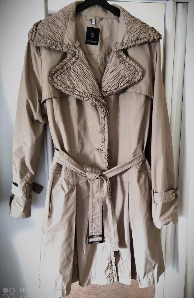 Donkerbeige trenchcoat C’Sense – valt als 42, Kleding | Dames, Jassen | Winter, Zo goed als nieuw, Maat 42/44 (L), Beige, Verzenden