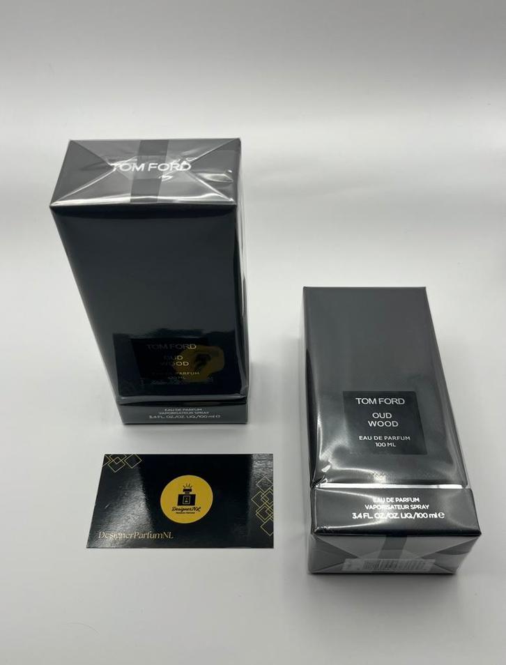 Tom Ford Oud Wood 100ml Eau de Parfum, Sieraden, Tassen en Uiterlijk, Uiterlijk | Parfum, Zo goed als nieuw, Ophalen of Verzenden