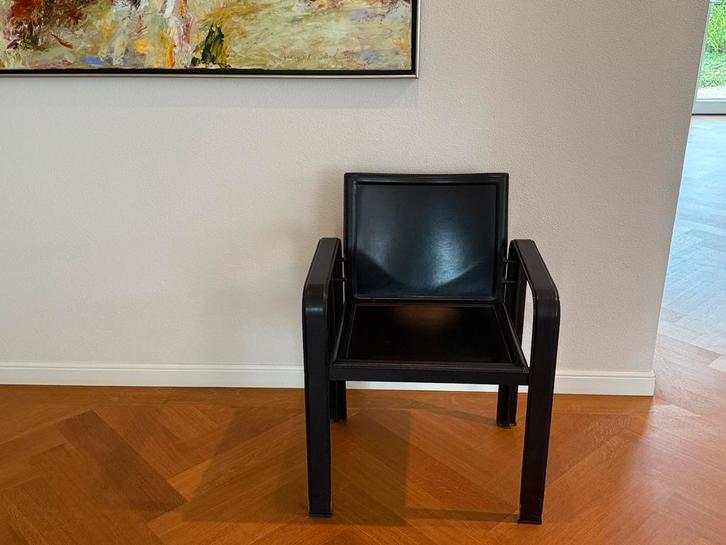 Carlo Bartoli voor Matteo Grassi 6 exemplaren., Huis en Inrichting, Stoelen, Gebruikt, Leer, Zwart, Ophalen