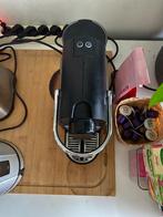 Nespresso coffee machine, Witgoed en Apparatuur, Koffiezetapparaten, Ophalen, Espresso apparaat, Zo goed als nieuw, Koffiepads en cups