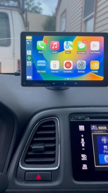 Carplay activeren ! En schermen apart te koop! NL/BE beschikbaar voor biedingen