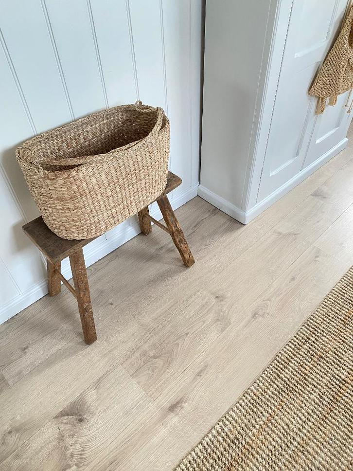 52 m2 Trendline V4 houtlook laminaat Zand Eiken, Doe-het-zelf en Verbouw, Vloerdelen en Plavuizen, Zo goed als nieuw, Laminaat