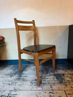 Houten vintage stoelen - 43 stuks, Huis en Inrichting, Stoelen, Ophalen, Vintage, mid century, Bruin, Zo goed als nieuw