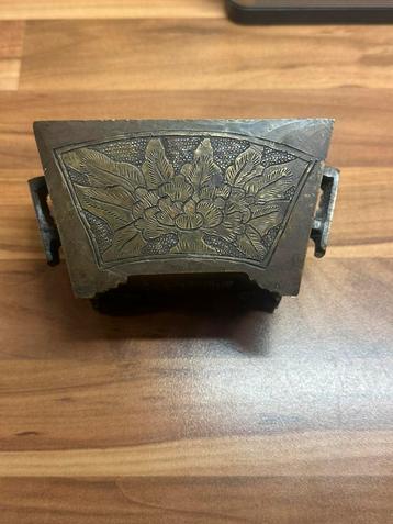 Antiek Chinees brons wierookvat, midden 19e eeuw beschikbaar voor biedingen