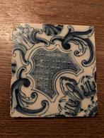 18e eeuwse Delftse Tegel met Blauw Ornament, Ophalen of Verzenden