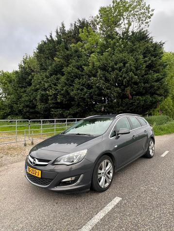 Opel Astra 1.7 Cdti Designe Edition leder zuinig airco NAP✅ beschikbaar voor biedingen