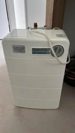 goed werkende kleine boiler, Doe-het-zelf en Verbouw, Geisers en Boilers, Minder dan 20 liter, Ophalen of Verzenden, Zo goed als nieuw