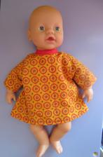 Little Baby pop32 poppenkleertjes poppenkleding gele jurk101, Kinderen en Baby's, Speelgoed | Poppen, Nieuw, Ophalen of Verzenden