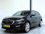 Skoda Scala 1.0 TSI Sport Business|Trekhaak|Pano, Auto's, Skoda, Scala, Gebruikt, Zwart, Origineel Nederlands