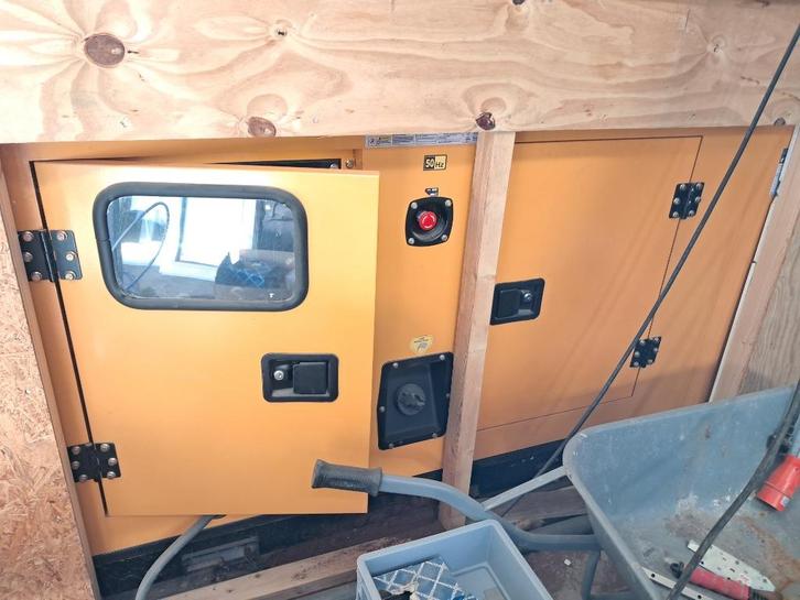 Stroom machine, Doe-het-zelf en Verbouw, Gereedschap | Zaagmachines, Zo goed als nieuw, 1200 watt of meer, 70 mm of meer, Ophalen of Verzenden