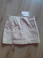 Broek/rokje Bershka, Kleding | Dames, Rokken, Beige, Nieuw, Maat 34 (XS) of kleiner, Boven de knie