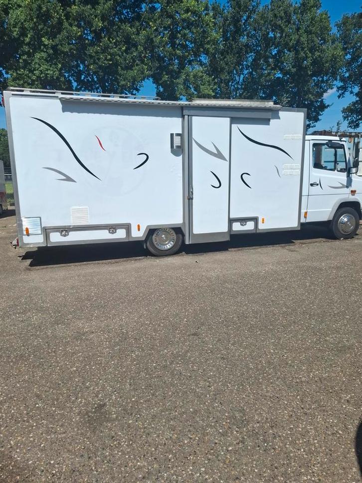 Unieke mercedes 814d vario omgebouwd als camper, Auto diversen, Overige Auto diversen, Ophalen