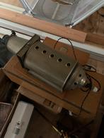 Oude toverlantaarn in kist + platen, Verzamelen, Ophalen of Verzenden, Voor 1940, Projector