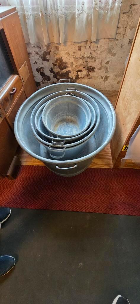 Verzinkte teil vijf stuks set div maten teil,, Huis en Inrichting, Woonaccessoires | Schalen en Manden, Gebruikt, Rond, Ophalen