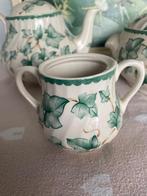 Compleet Servies met Klimop Design, Gebruikt, Ophalen of Verzenden, Overige stijlen, Aardewerk