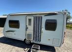Lunar stellar 2010 luxe en compacte caravan, Caravans en Kamperen, Overige merken, Standaardzit, Kachel, 2 aparte bedden