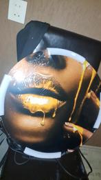 Rond Glasschilderij - Gouden Lippen, Huis en Inrichting, Woonaccessoires | Schilderijen, Tekeningen en Foto's, Ophalen, 50 tot 75 cm