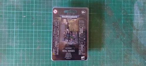 Warhammer 40.000 - Necron Royal Warden, Hobby en Vrije tijd, Wargaming, Nieuw, Warhammer, Figuurtje(s), Ophalen of Verzenden
