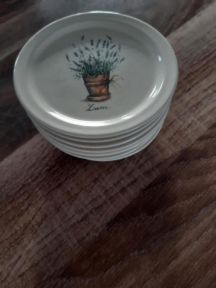 Servies Lavendel Jet, Huis en Inrichting, Keuken | Servies, Schaal of Schalen, Overige stijlen, Aardewerk, Ophalen