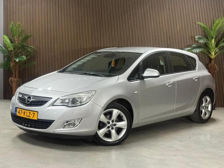 Opel Astra 1.6 Edition, Auto's, Opel, Bedrijf, Astra, Airbags, Airconditioning, Cruise Control, Elektrische buitenspiegels, Electronic Stability Program (ESP)