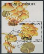 Y314 S Tome E Principe Blok 237 gestempeld paddestoelen, Verzenden, Gestempeld, Dier of Natuur