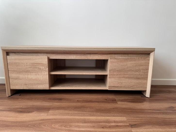 HASLUND TV-meubel HASLUND 2 deuren licht eiken kleur, Huis en Inrichting, Kasten | Televisiemeubels, Zo goed als nieuw, Minder dan 100 cm