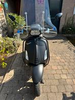 Vespa sprint notte matte zwart, Ophalen, Gebruikt, Benzine