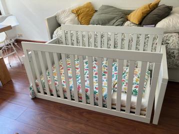 Baby bedje - gratis! beschikbaar voor biedingen