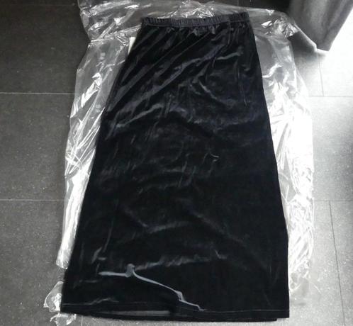 Hennes Collection lange rok zwart fluweel maat M, Kleding | Dames, Rokken, Zo goed als nieuw, Maat 38/40 (M), Zwart, Onder de knie