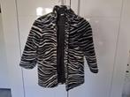 Winterjas zebra print Hema maat 128, Gebruikt, Meisje, Ophalen of Verzenden, Hema