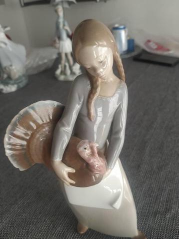 Lladro Porseleinen Beeld - Meisje met Kalkoen beschikbaar voor biedingen