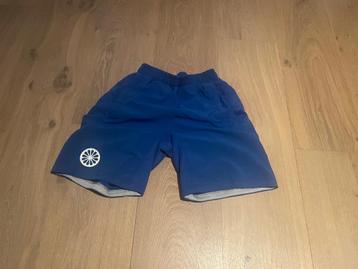 MHC Oss clubbroek 140 beschikbaar voor biedingen