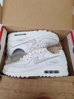 Nike & Timberland schoenen maat 40, Ophalen, Nieuw, Wit