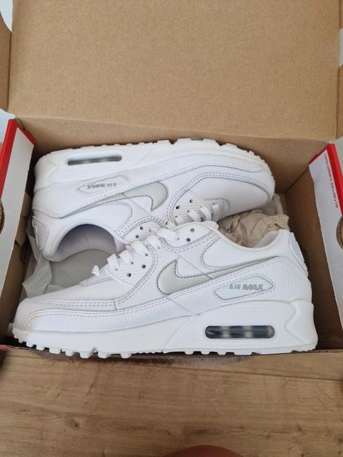 Nike & Timberland schoenen maat 40, Kleding | Heren, Schoenen, Nieuw, Wit, Ophalen