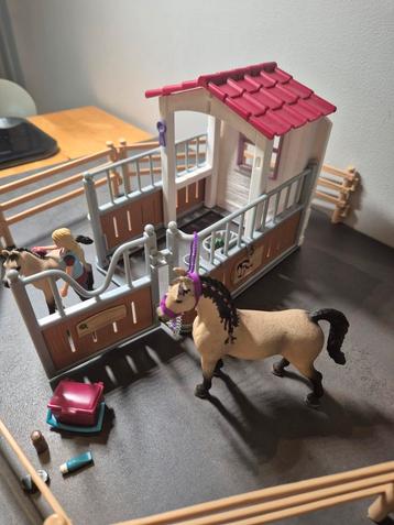 sleigh paardensets met veel verschillende paarden beschikbaar voor biedingen