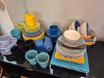 Kleurrijk Compleet Servies - Zo Goed Als Nieuw, Huis en Inrichting, Keuken | Servies, Keramiek, Ophalen of Verzenden, Zo goed als nieuw
