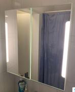 Badkamerkast met spiegel en licht, Huis en Inrichting, Badkamer | Badkamermeubels, Ophalen, Minder dan 50 cm, Spiegelkast, Zo goed als nieuw