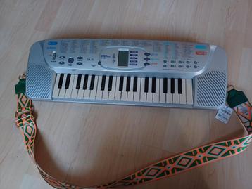 Casio SA-75 Keyboard beschikbaar voor biedingen