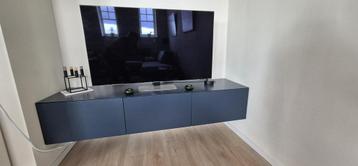 Zwevend maatwerk TV-meubel – Smog mat (RAL 5008) – TOPstaat beschikbaar voor biedingen