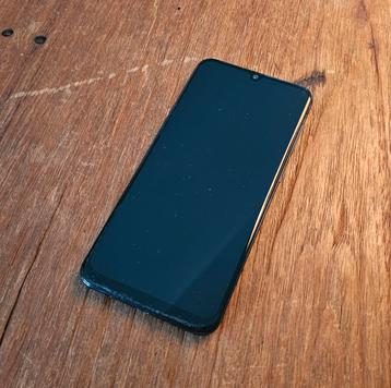 Samsung Galaxy A50 | Donker Blauw | Spigen Case | 128GB beschikbaar voor biedingen