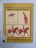 Paardenboek dressuuroefeningen, Gelezen, Ophalen of Verzenden, J. Wallace, Paarden of Pony's