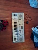 Keyboard, Muziek en Instrumenten, 49 toetsen, Gebruikt, Ophalen of Verzenden, Met standaard