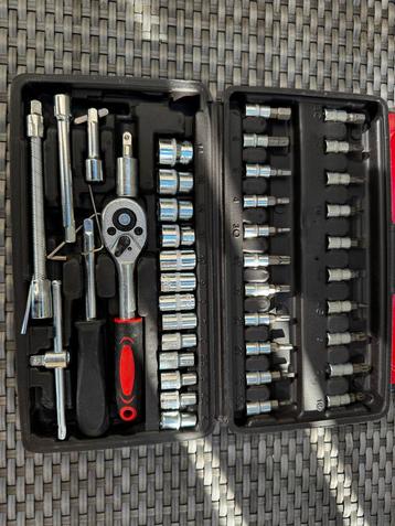 46-delige Dopsleutelset beschikbaar voor biedingen
