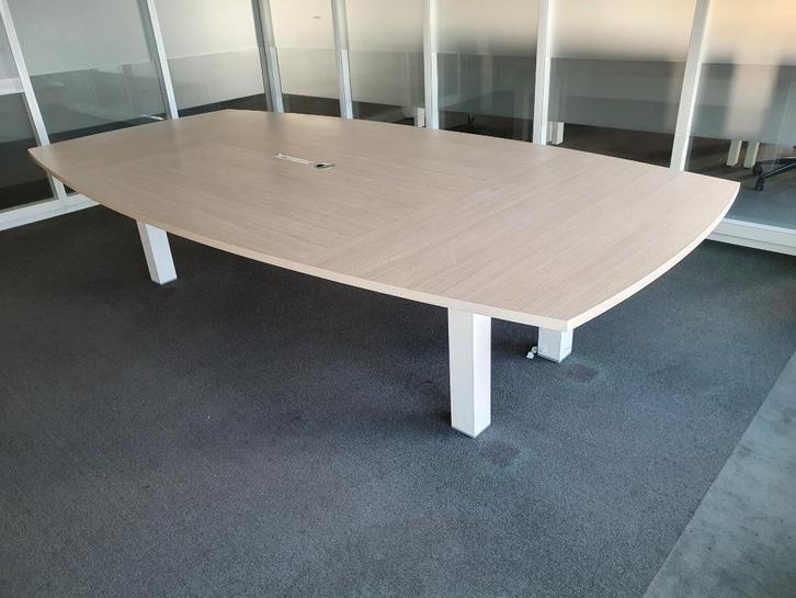 Kembo vergadertafel (div maten 220x110 tot 320x140 lang), Huis en Inrichting, Bureaus, Zo goed als nieuw, Ophalen of Verzenden