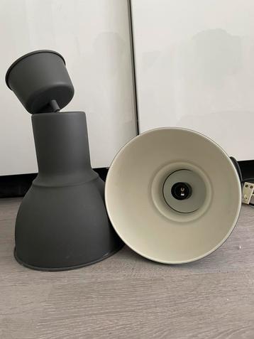 3 Hanglampen beschikbaar voor biedingen
