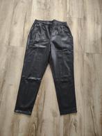 Prachtige zwarte lederlook broek van Eksept, S. Pantalon., Kleding | Dames, Broeken en Pantalons, Zwart, Ophalen of Verzenden